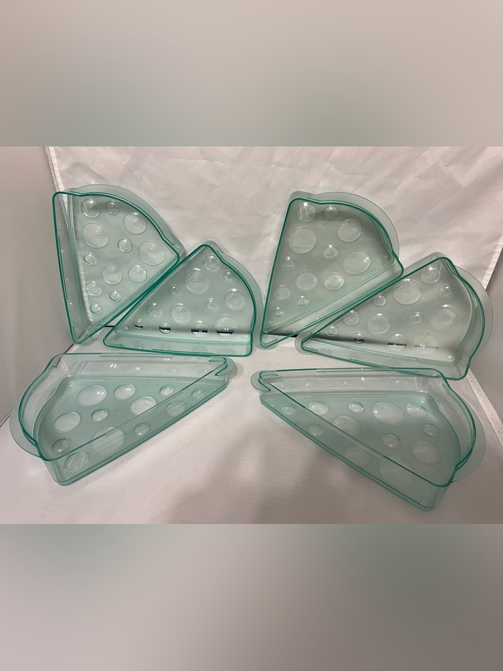 Tupperware Teal Stackable Pizza Storage - Picture 7 of 11
